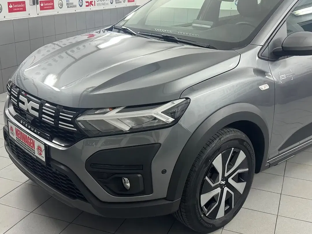 Dacia Sandero - Thumbnail 2