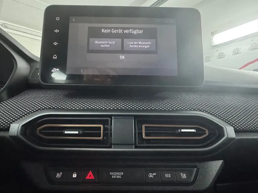 Dacia Sandero - Thumbnail 28