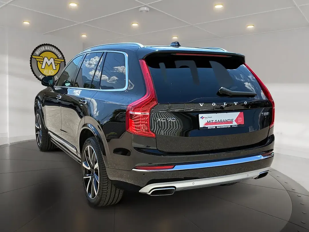 Volvo XC90 - Thumbnail 3