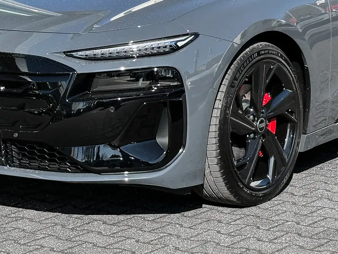 Audi A6 - Thumbnail 5