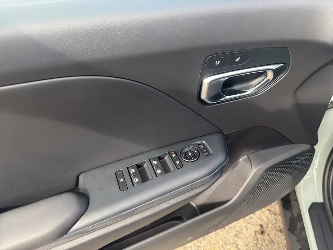 Kia K4 - Thumbnail 14