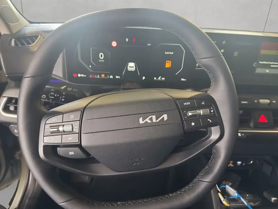 Kia K4 - Thumbnail 9