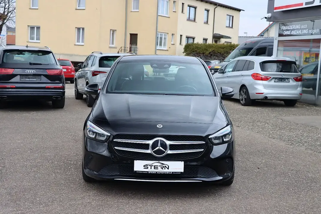Mercedes-Benz B 200 - Thumbnail 2