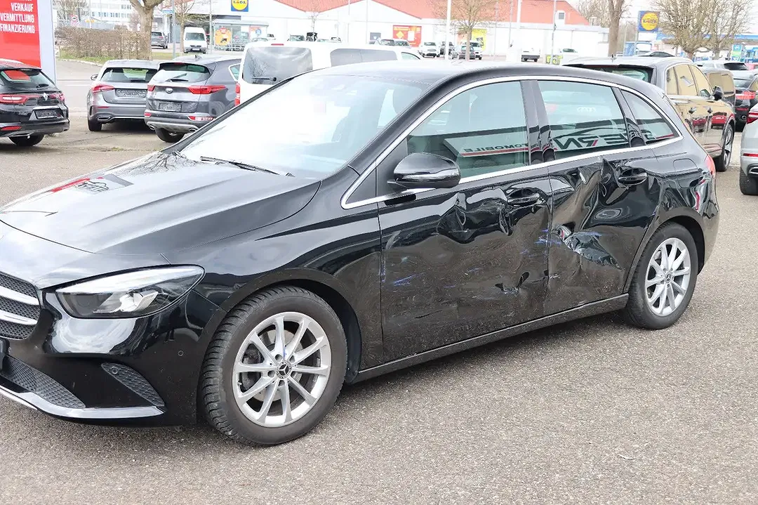 Mercedes-Benz B 200 - Thumbnail 7