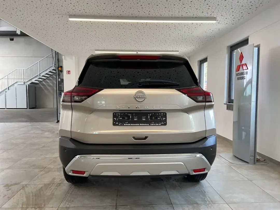 Nissan X-Trail - Thumbnail 3