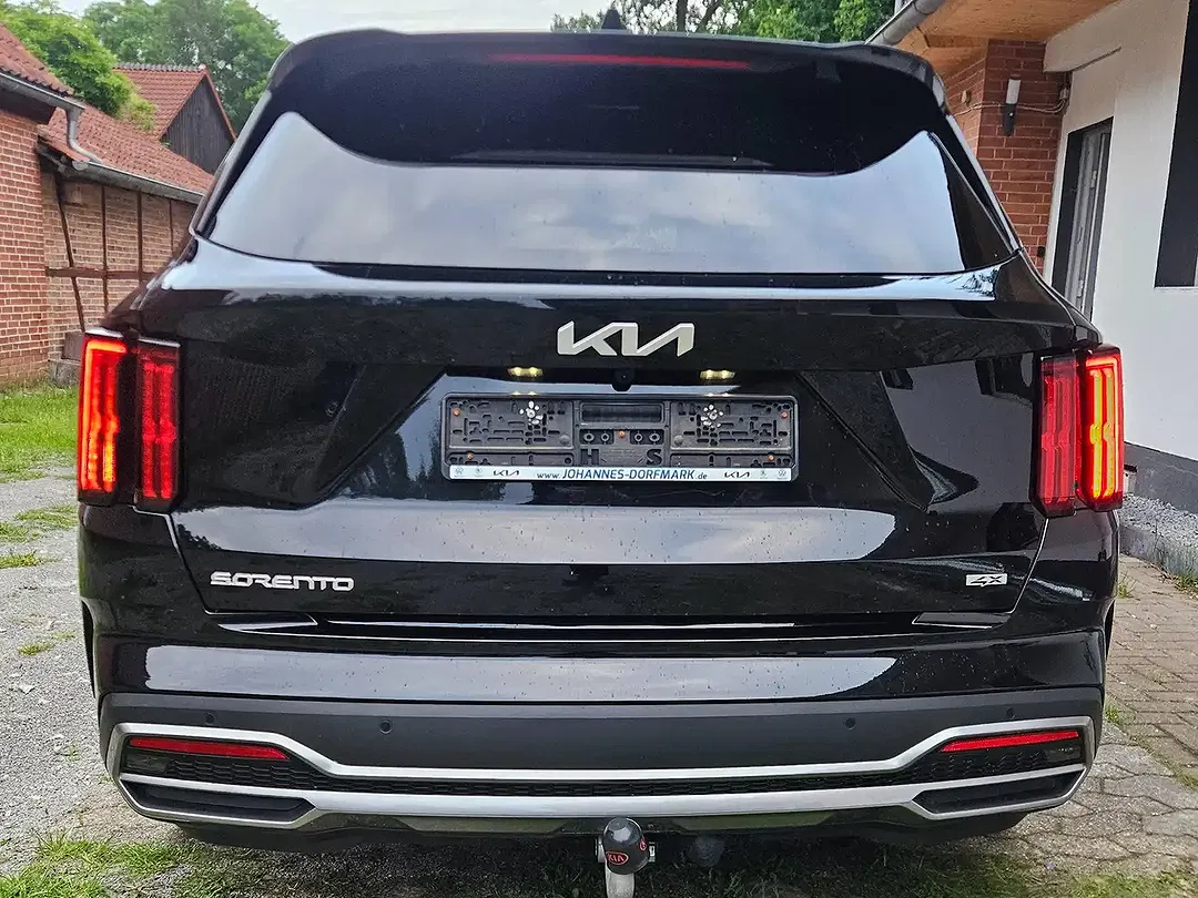 Kia Sorento - Thumbnail 6