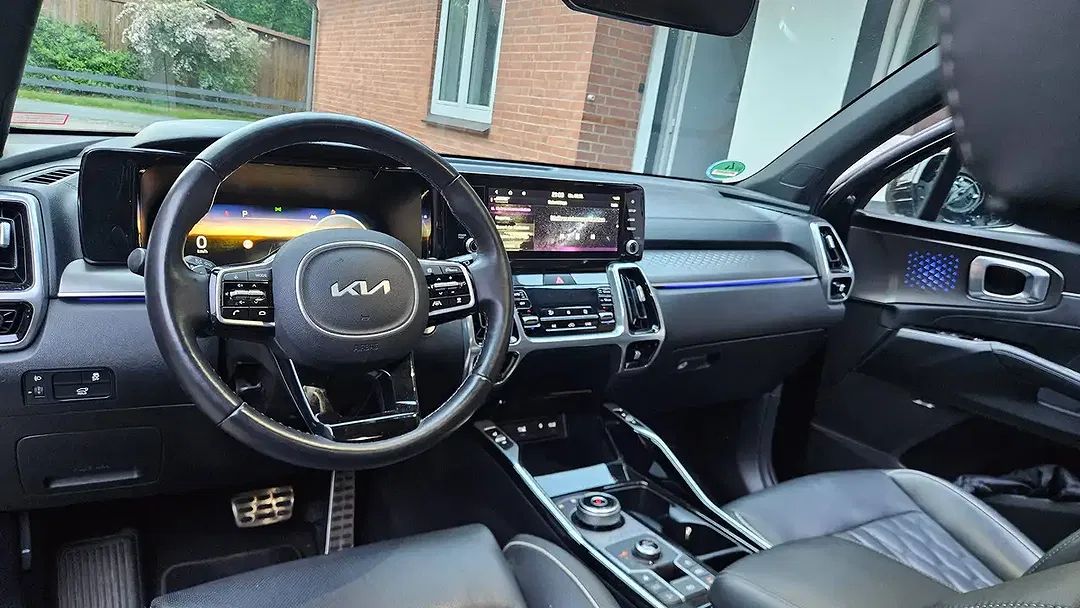 Kia Sorento - Thumbnail 8