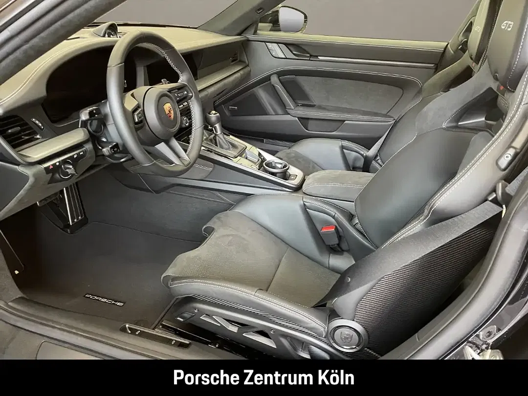 Porsche 992 - Thumbnail 13