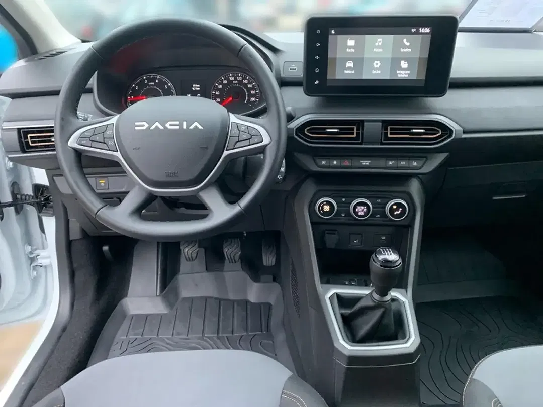 Dacia Sandero - Thumbnail 10