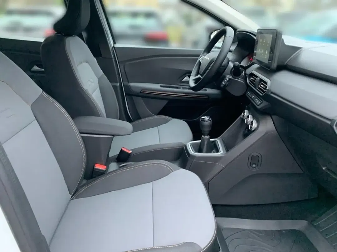 Dacia Sandero - Thumbnail 14
