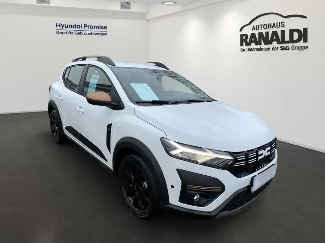 Dacia Sandero - Thumbnail 2