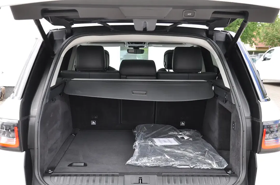 Land Rover Range Rover Sport - Thumbnail 12