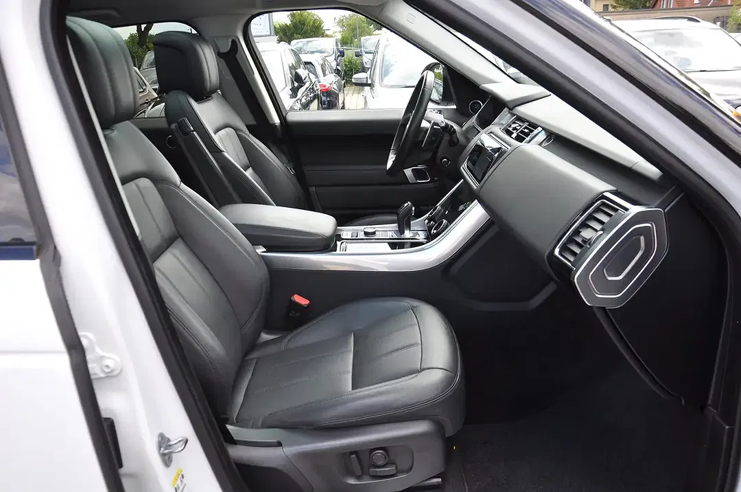 Land Rover Range Rover Sport - Thumbnail 14