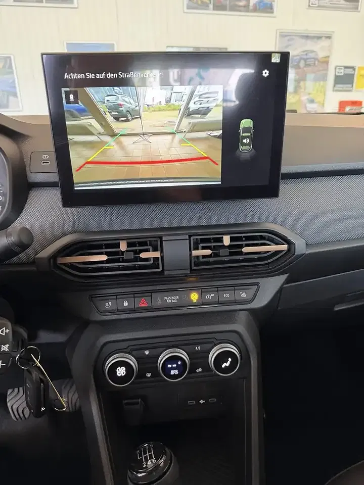 Dacia Sandero - Thumbnail 10