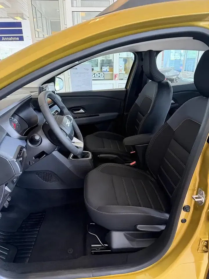 Dacia Sandero - Thumbnail 13