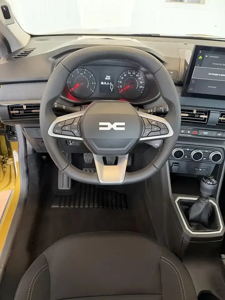 Dacia Sandero - Thumbnail 8