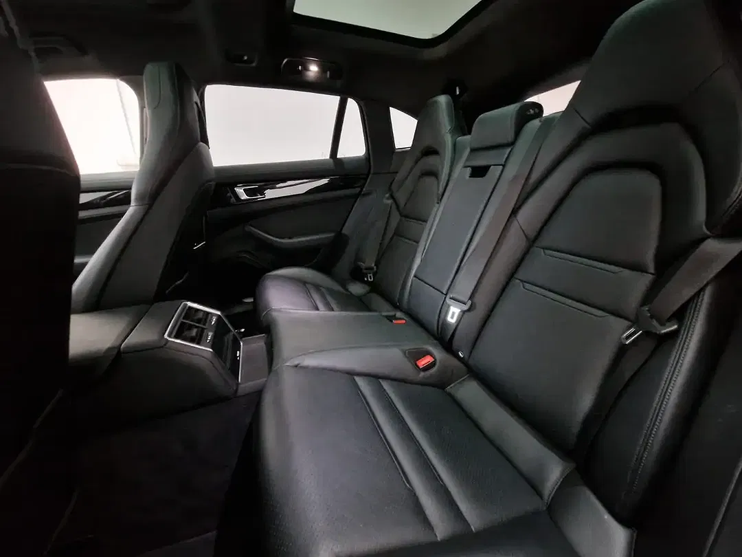 Porsche Panamera - Thumbnail 10