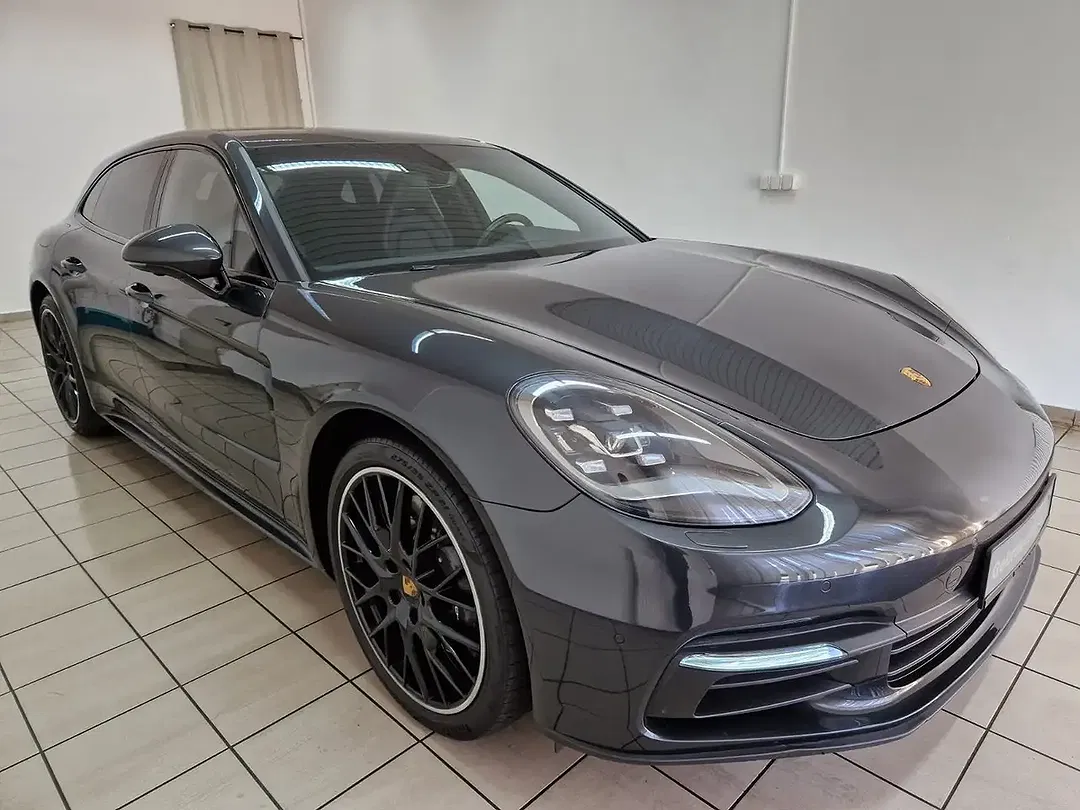 Porsche Panamera - Thumbnail 4