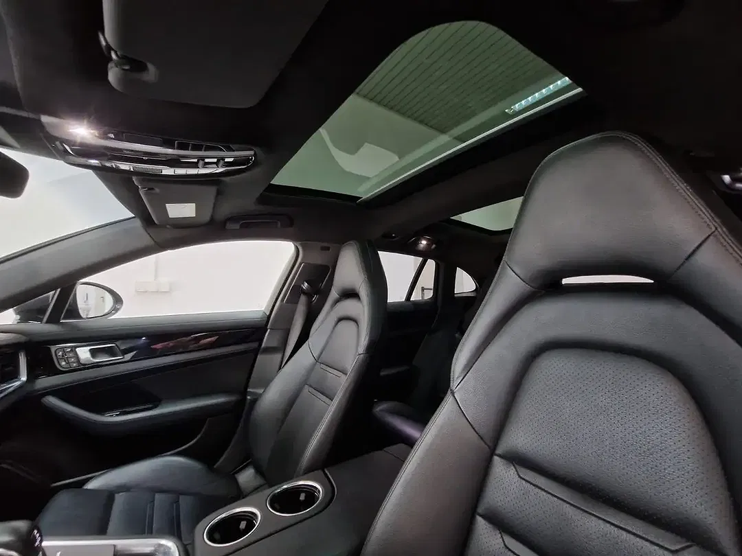 Porsche Panamera - Thumbnail 7