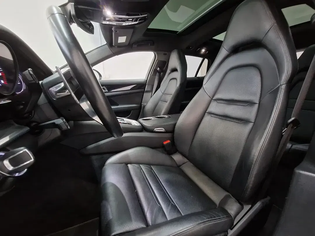 Porsche Panamera - Thumbnail 8