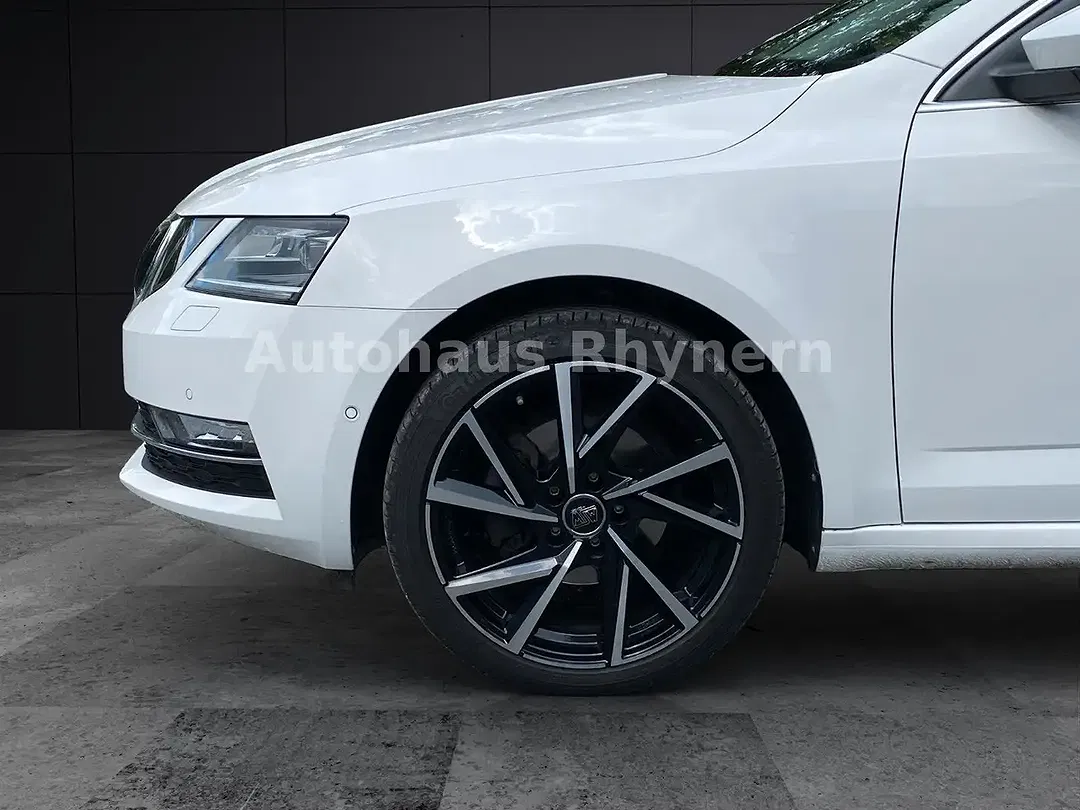 Skoda Octavia - Thumbnail 10