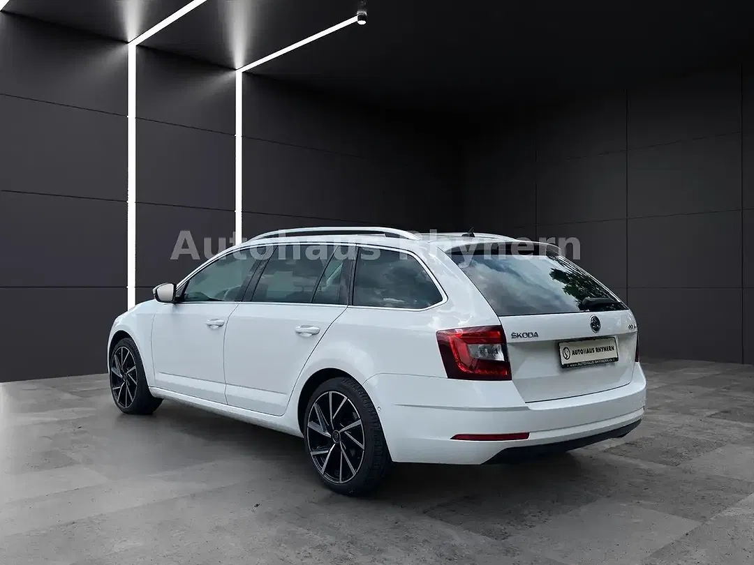 Skoda Octavia - Thumbnail 3
