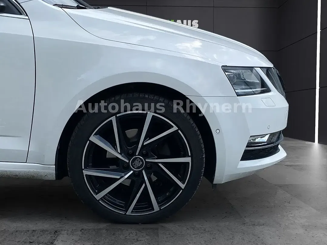 Skoda Octavia - Thumbnail 9