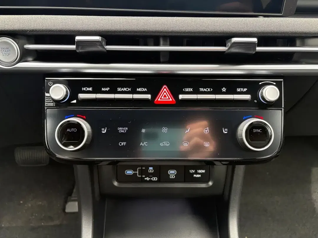 Hyundai TUCSON - Thumbnail 12