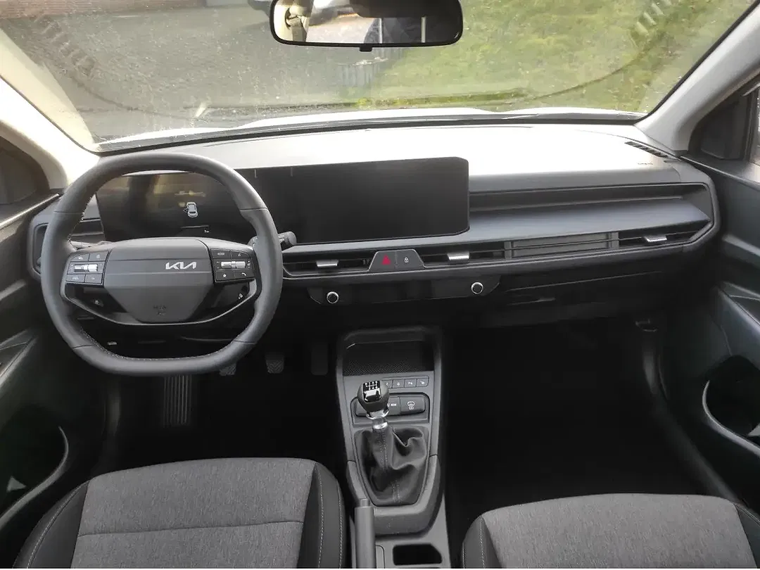 Kia Stonic - Thumbnail 4