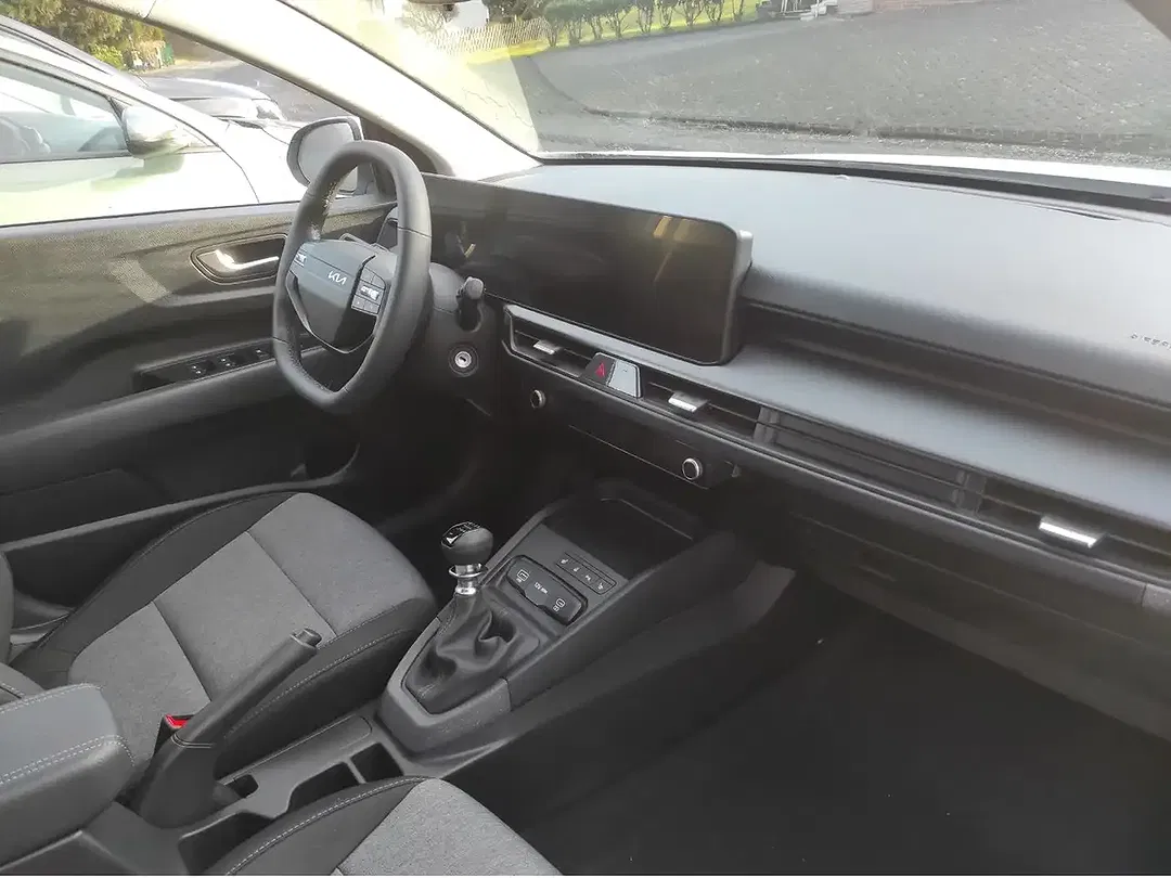 Kia Stonic - Thumbnail 5
