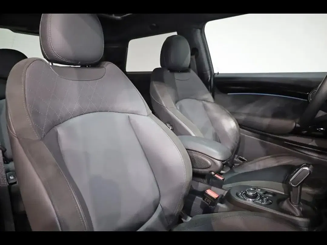 MINI Cooper SE - Thumbnail 12