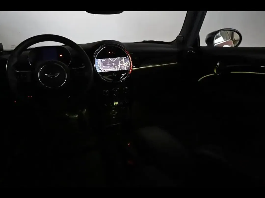 MINI Cooper SE - Thumbnail 13