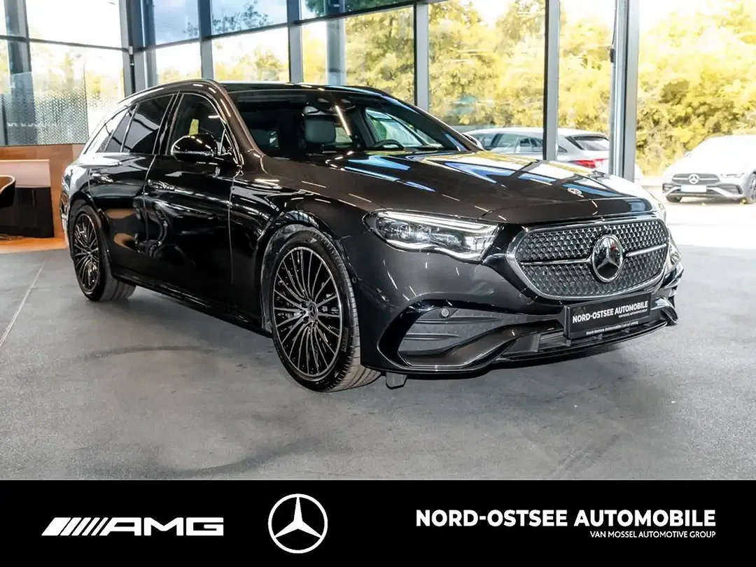 Mercedes-Benz E 220 - Thumbnail 3