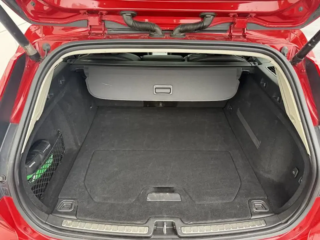 Volvo V60 - Thumbnail 23