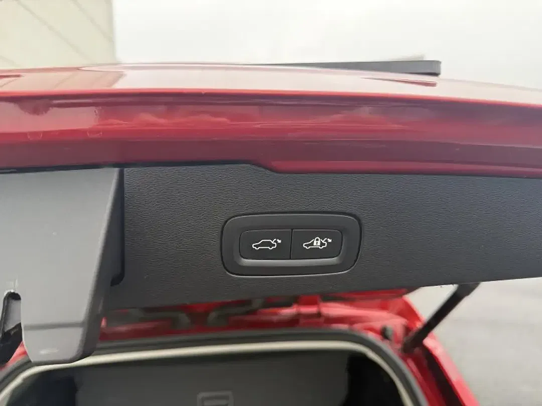 Volvo V60 - Thumbnail 24