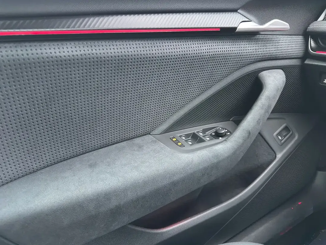 Skoda Superb - Thumbnail 12