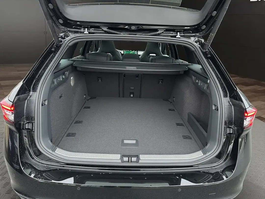 Skoda Superb - Thumbnail 15