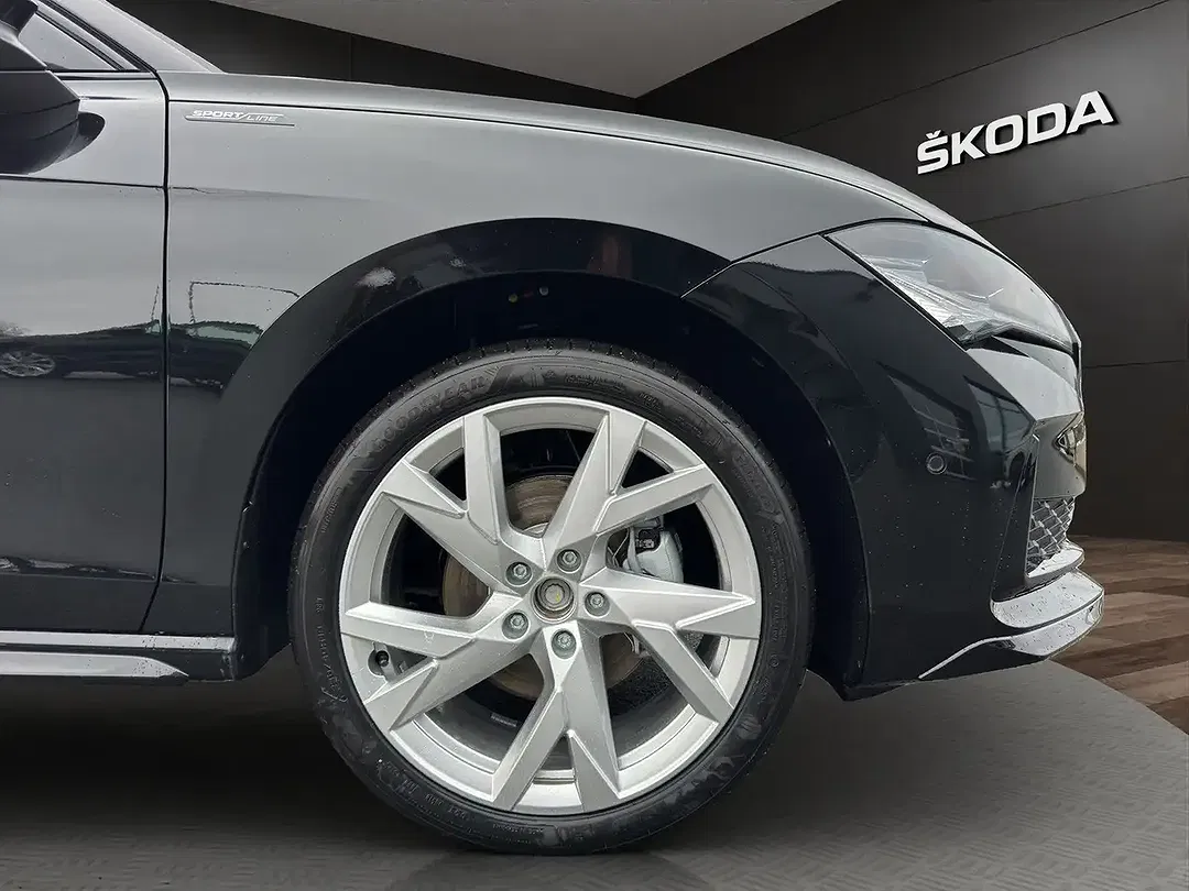 Skoda Superb - Thumbnail 6