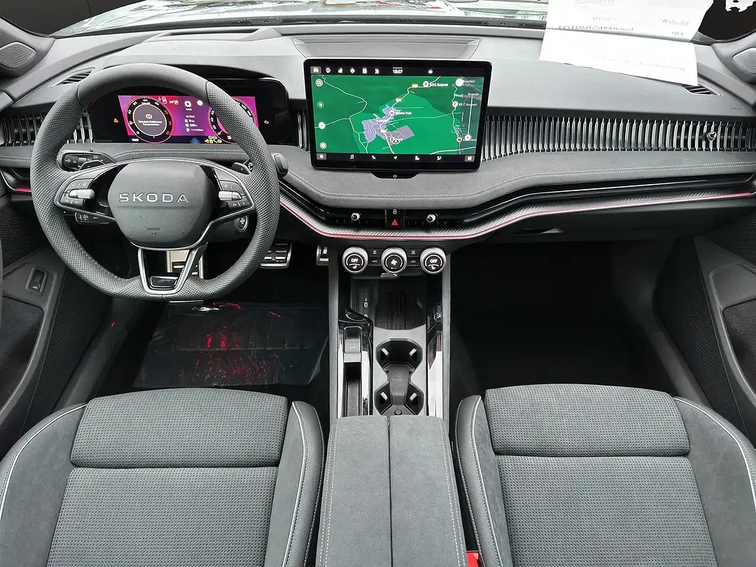 Skoda Superb - Thumbnail 8