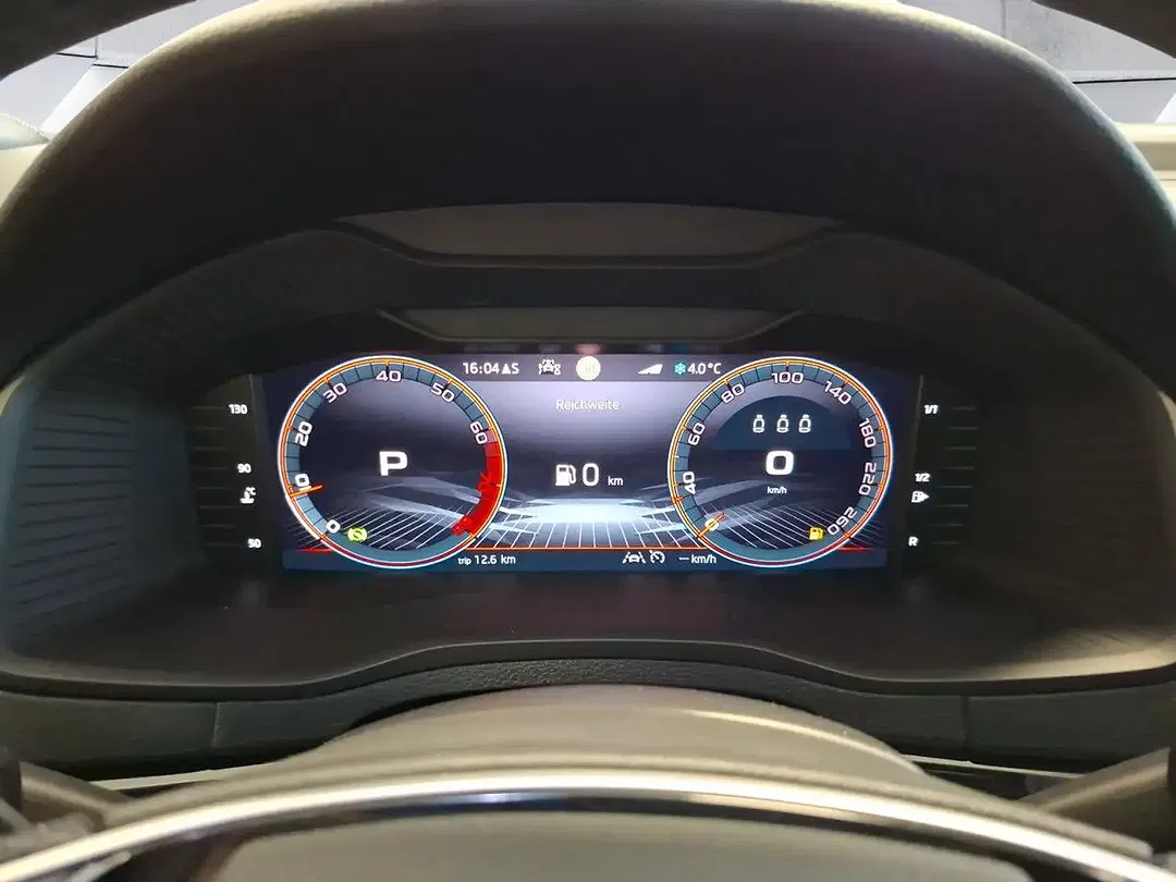 Skoda Karoq - Thumbnail 9