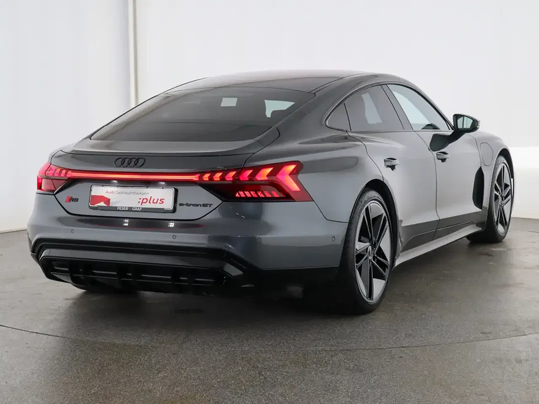 Audi RS e-tron GT - Thumbnail 2