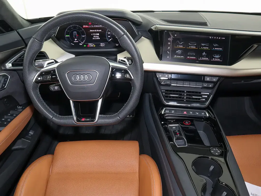 Audi RS e-tron GT - Thumbnail 3
