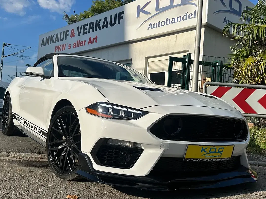 Ford Mustang - Afbeelding 1