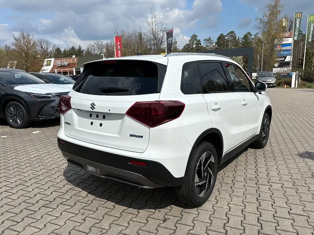 Suzuki Vitara - Thumbnail 2