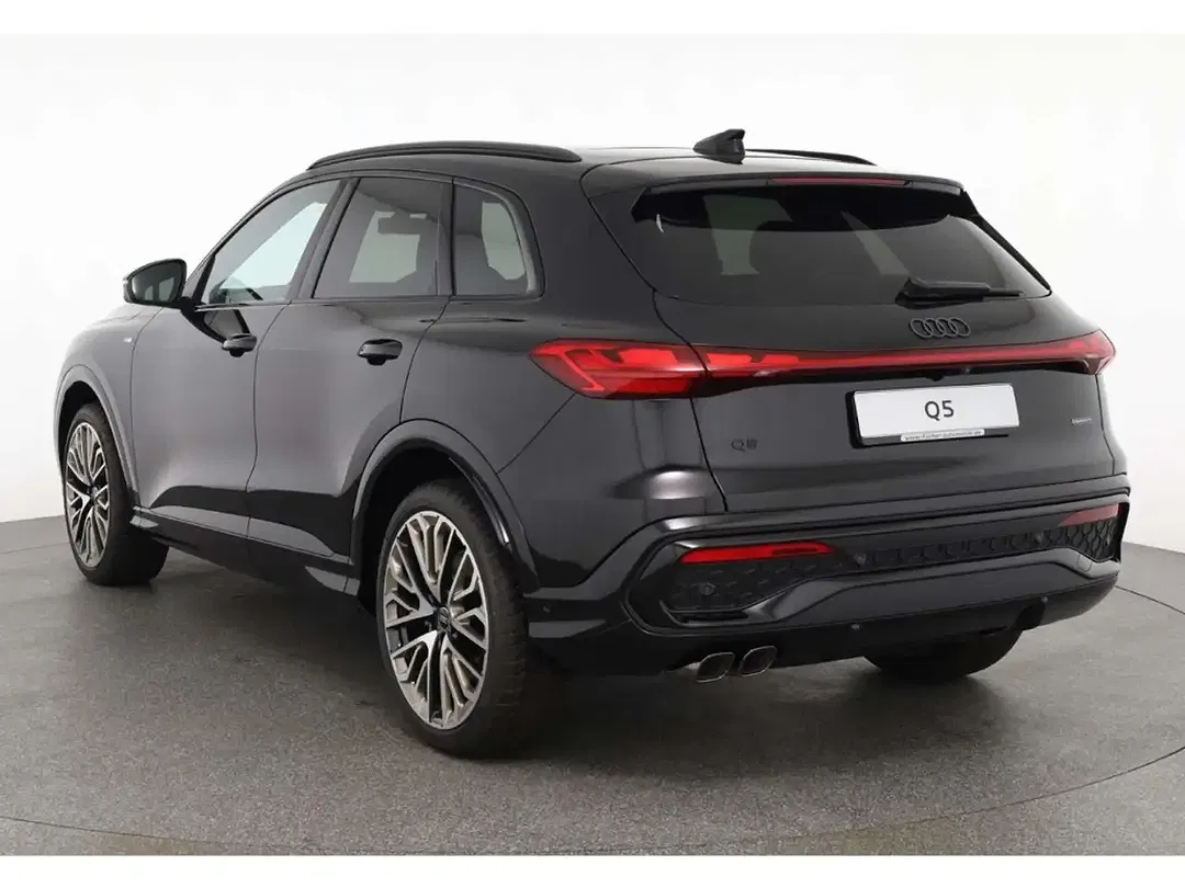 Audi Q5 - Thumbnail 3