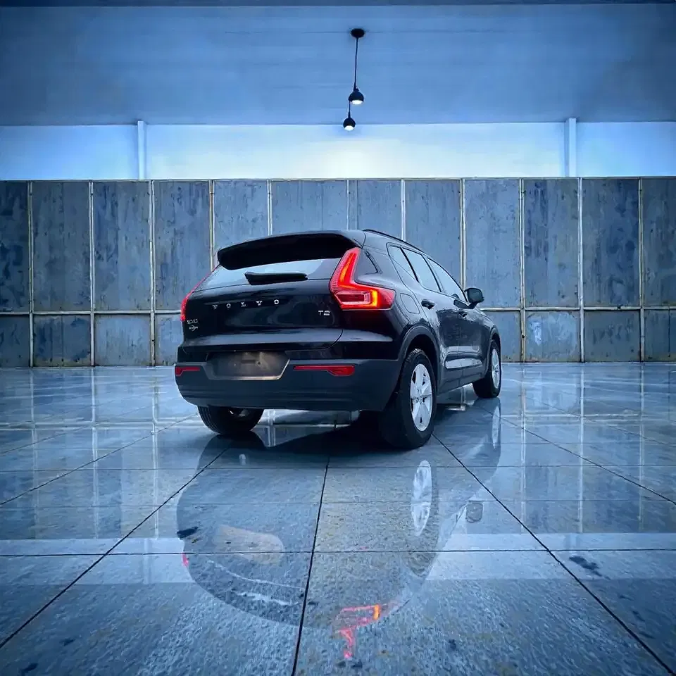 Volvo XC40 - Thumbnail 7