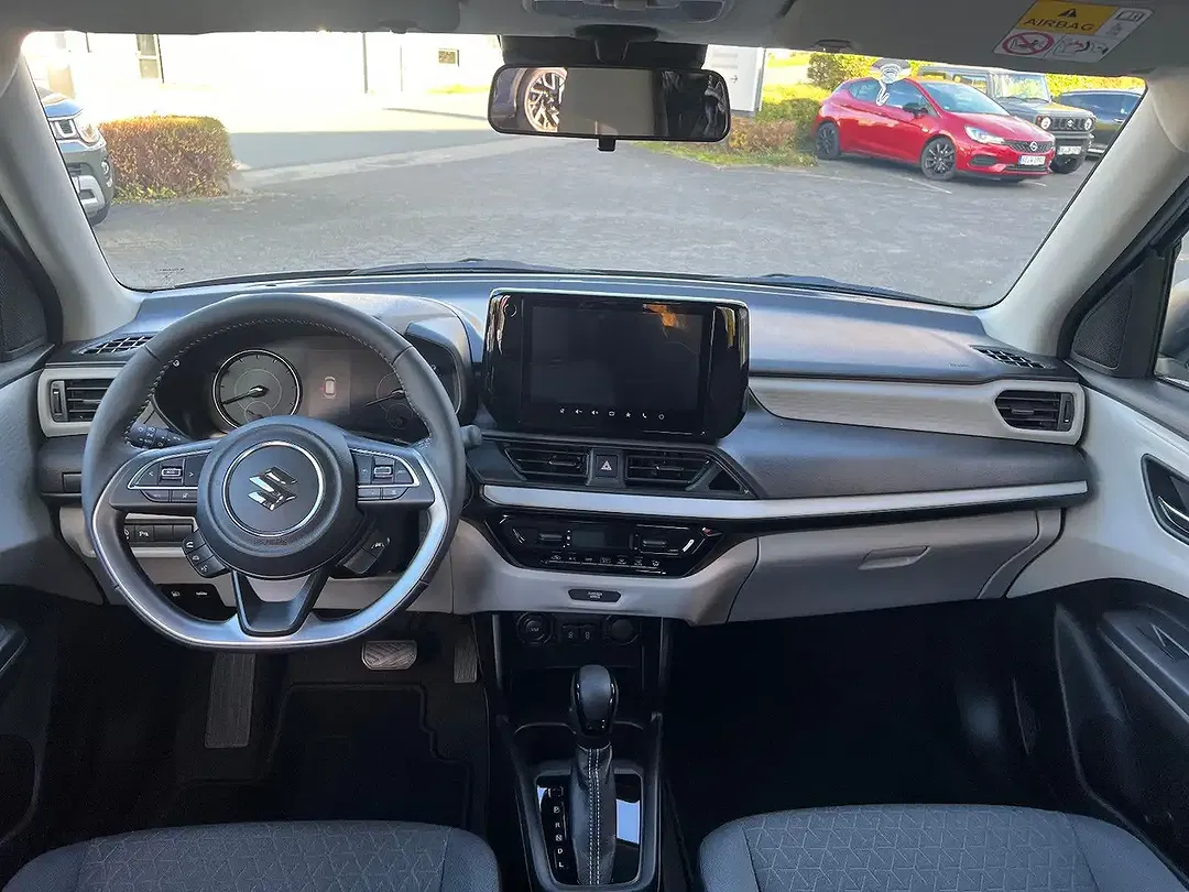 Suzuki Swift - Thumbnail 13