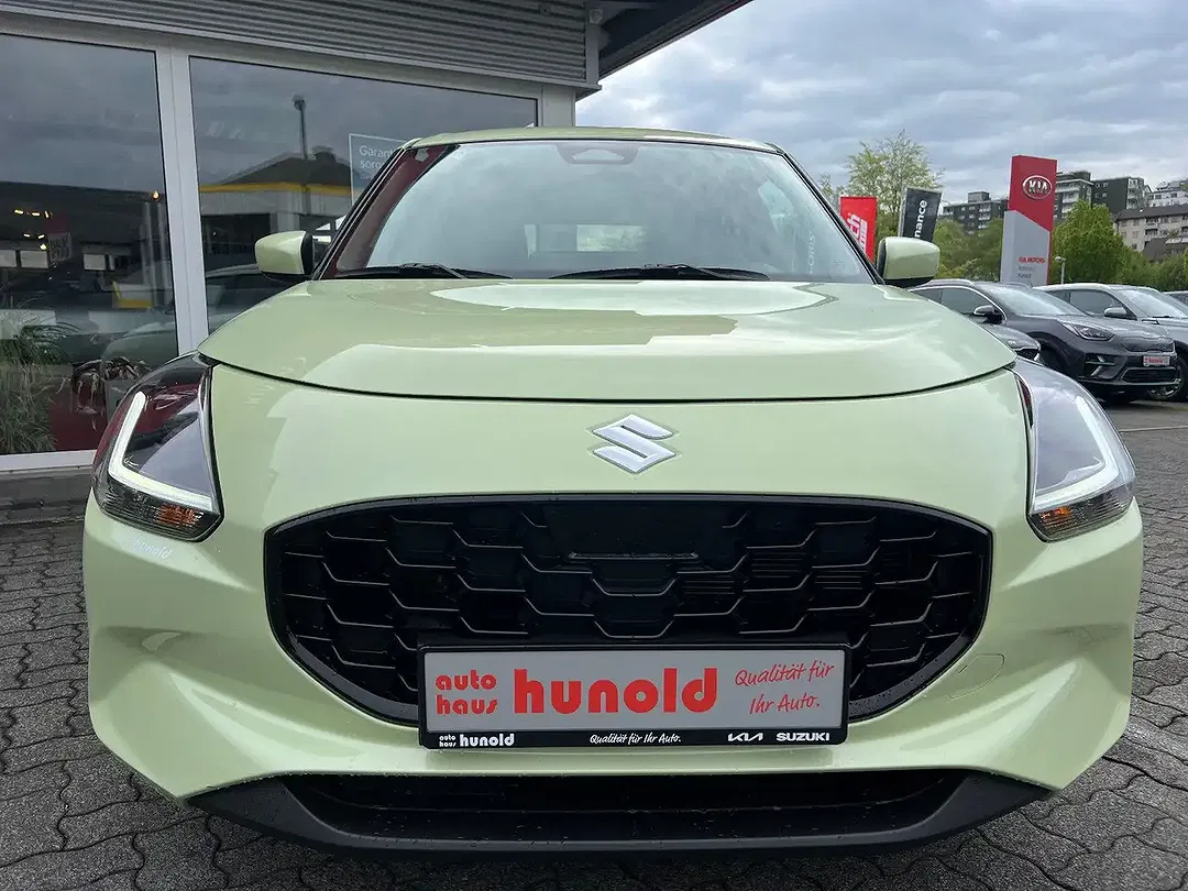 Suzuki Swift - Thumbnail 3