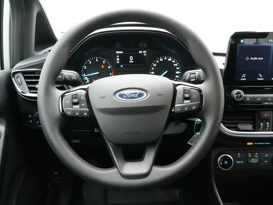 Ford Fiesta - Thumbnail 13