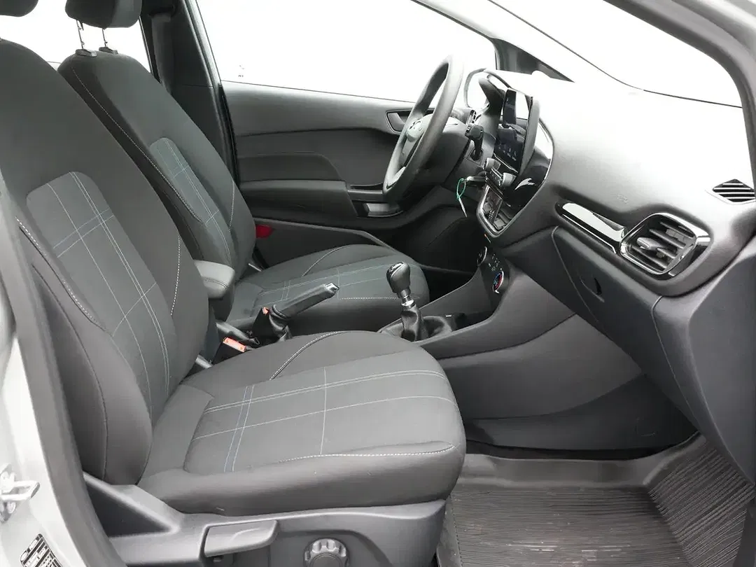 Ford Fiesta - Thumbnail 15